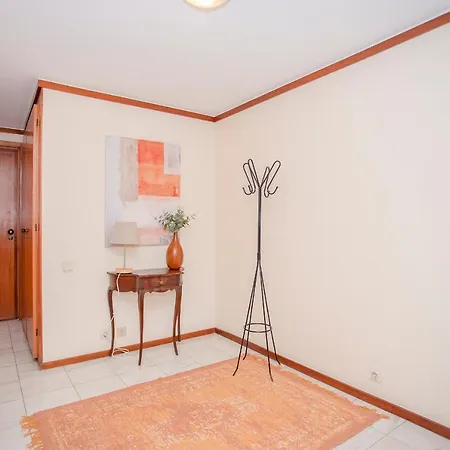 Liiiving In Porto | Sea & River View Apartment Porto