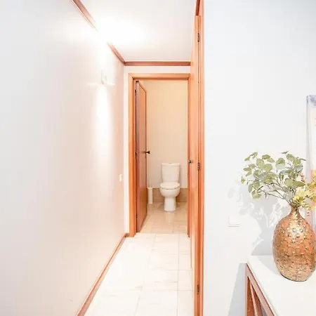 Liiiving In Porto | Sea & River View Apartment Porto