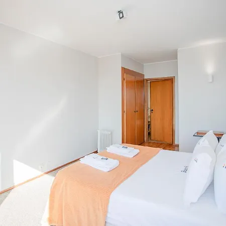 Liiiving In Porto | Sea & River View Apartment Porto